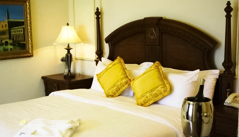 هتل فور سیزن پلیس پاتایا